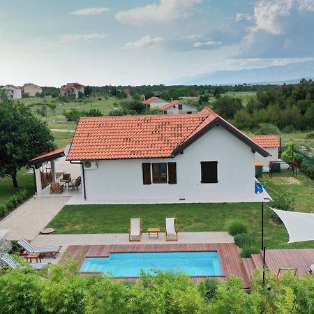 Villa Ena With Pool & Jacuzzi Donji Kasic Экстерьер фото