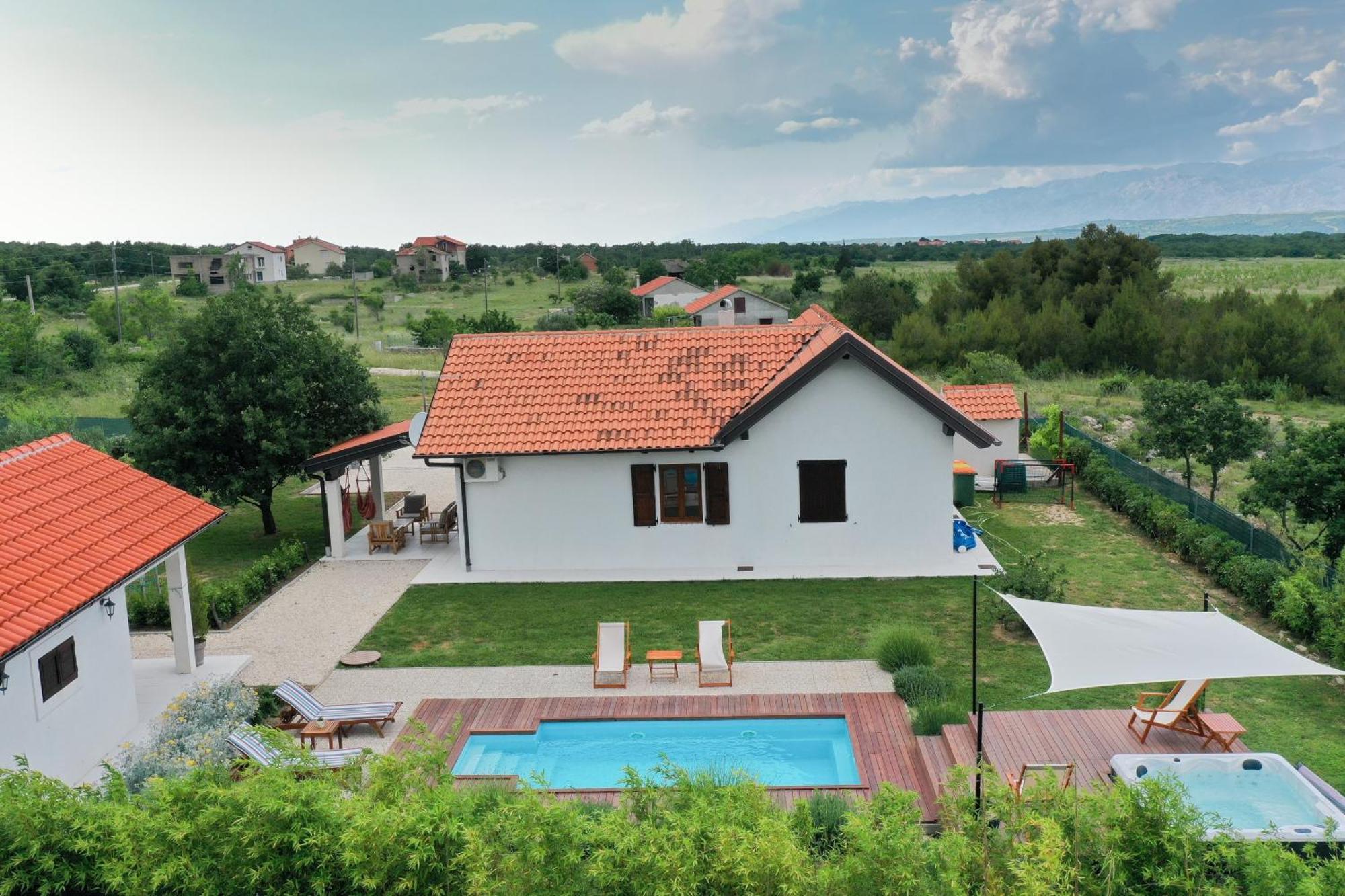 Villa Ena With Pool & Jacuzzi Donji Kasic Экстерьер фото
